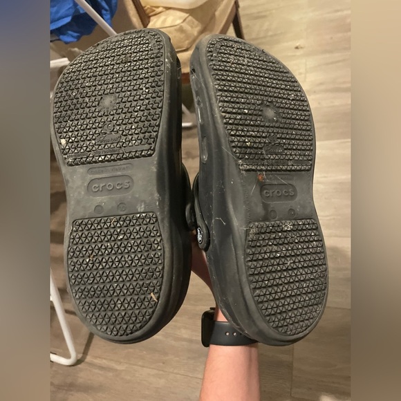 Men’s black croc clog - Picture 3 of 3